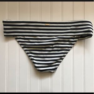 🔥🔥3/$20!! Victoria’s Secret Foldover Bottoms